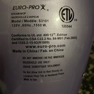 Upright plug in steamer mop